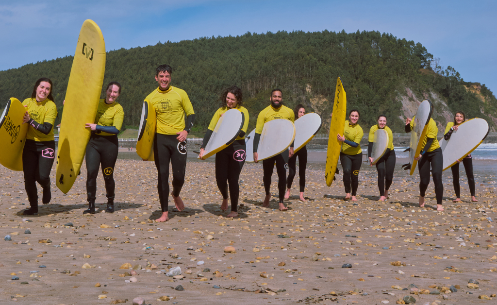 SurfCamp en Ribadesella para grupos